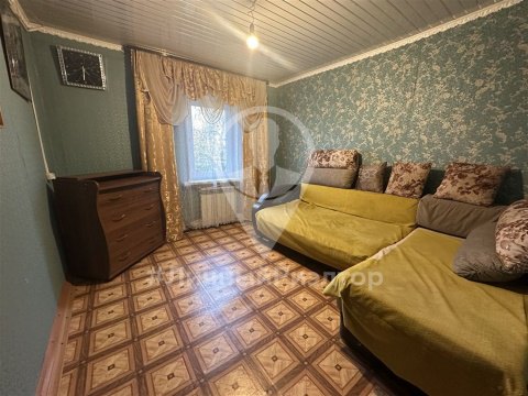 4-к квартира, 1/1 эт., 80м²