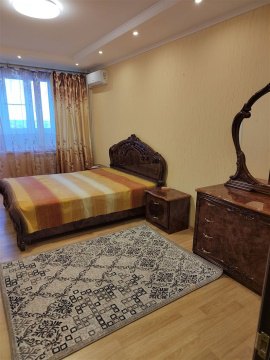 2-к квартира, 14/17 эт., 74м²