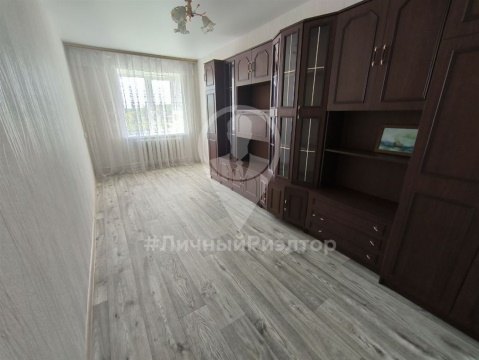 2-к квартира, 5/5 эт., 44м²