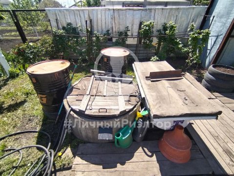 Дом 21м², участок 5,6 сот.