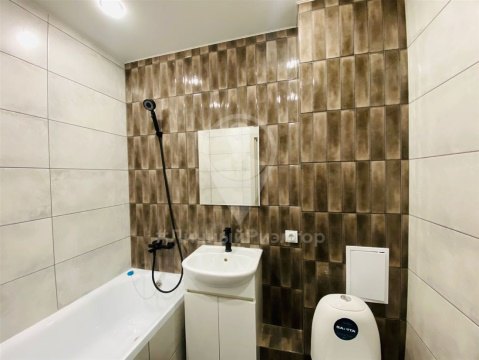 1-к квартира, 7/7 эт., 36м²