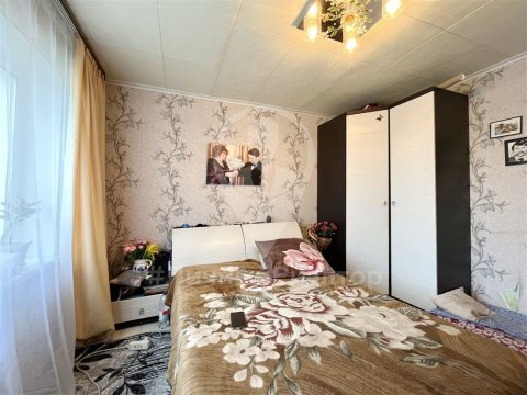 3-к квартира, 3/3 эт., 59м²
