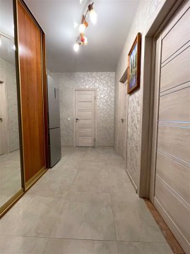 2-к квартира, 1/3 эт., 57м²