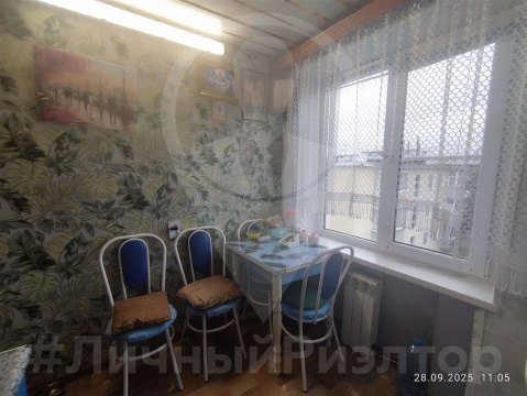 3-к квартира, 5/5 эт., 52м²