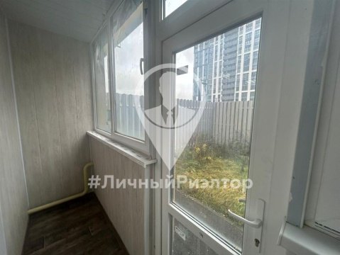 1-к квартира, 1/18 эт., 75м²