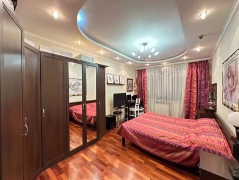 4-к квартира, 9/10 эт., 114м²