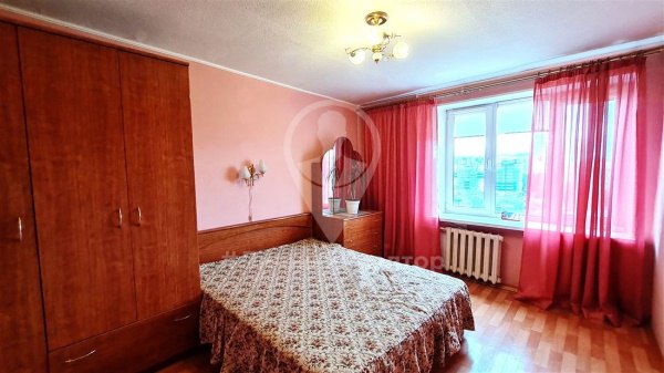 4-к квартира, 2/5 эт., 61м²