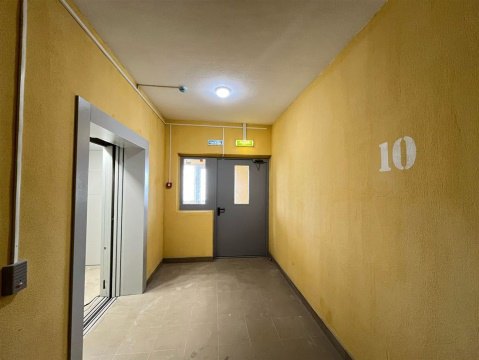 1-к квартира, 10/17 эт., 44м²