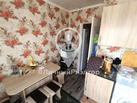 3-к квартира, 9/9 эт., 60м²