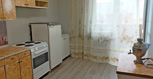 1-к квартира, 10/10 эт., 50м²