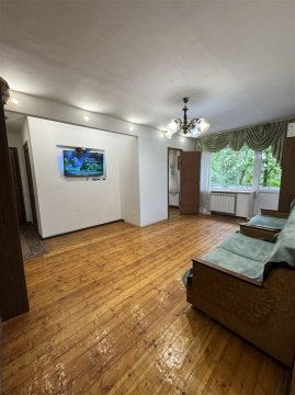 3-к квартира, 2/5 эт., 55м²
