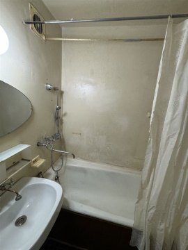3-к квартира, 12/12 эт., 79м²