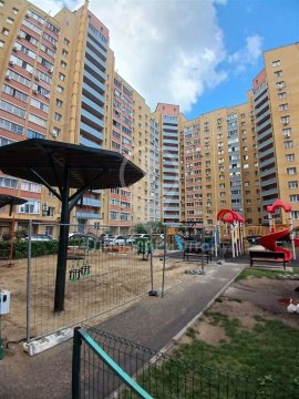 2-к квартира, 6/14 эт., 55м²
