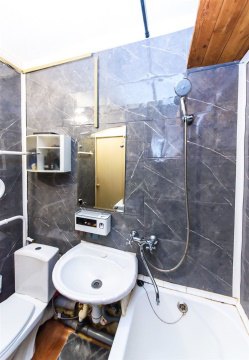 2-к квартира, 2/5 эт., 45м²