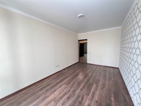 3-к квартира, 2/10 эт., 85м²