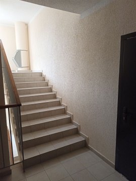 2-к квартира, 8/9 эт., 60м²