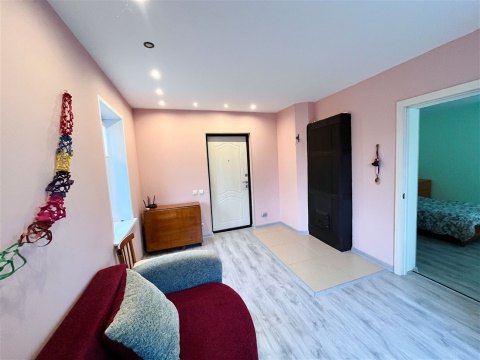 Дом 83м², участок 10 сот.