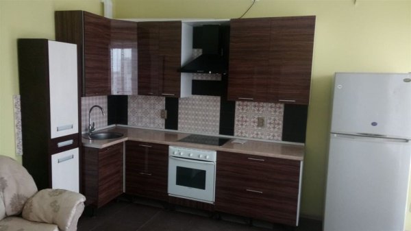 2-к квартира, 10/30 эт., 52м²