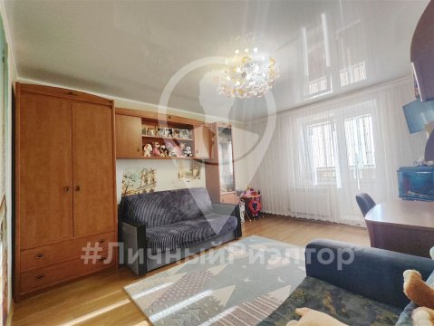 2-к квартира, 8/10 эт., 80м²