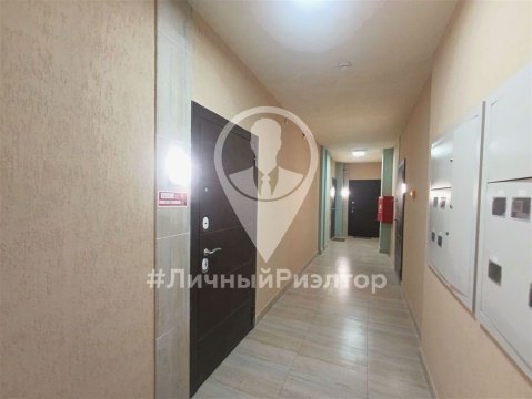 2-к квартира, 17/25 эт., 58м²