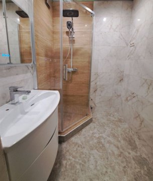 3-к квартира, 4/17 эт., 70м²