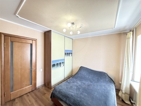 3-к квартира, 6/9 эт., 62м²