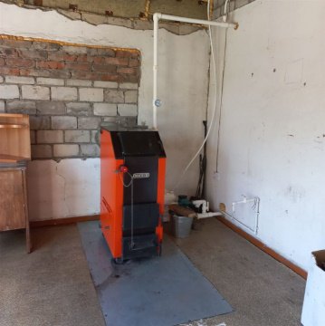3-к квартира, 1/1 эт., 90м²