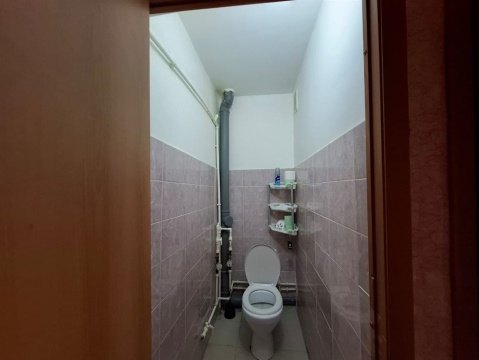3-к квартира, 3/3 эт., 65м²