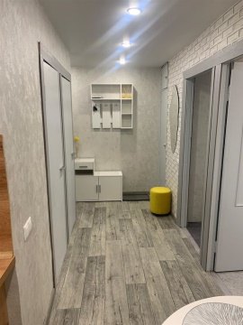 2-к квартира, 5/9 эт., 42м²