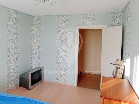 2-к квартира, 5/10 эт., 50м²