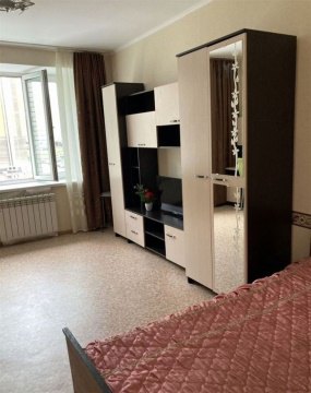 1-к квартира, 4/9 эт., 40м²