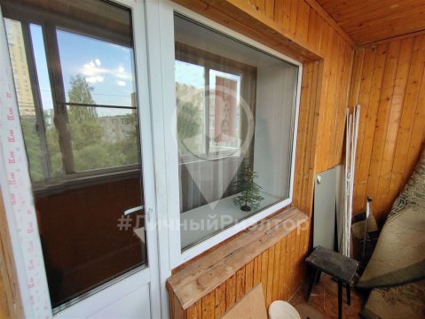 2-к квартира, 5/5 эт., 50м²
