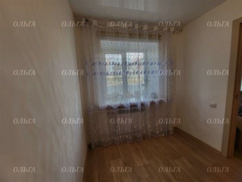 2-к квартира, 1/4 эт., 42м²