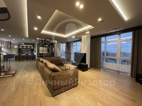 1-к квартира, 15/15 эт., 200м²