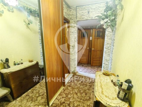 2-к квартира, 5/5 эт., 47м²
