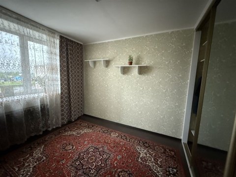 3-к квартира, 4/5 эт., 60м²