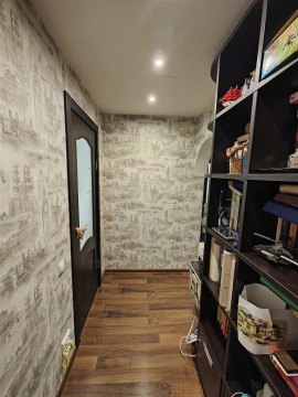 2-к квартира, 4/5 эт., 52м²