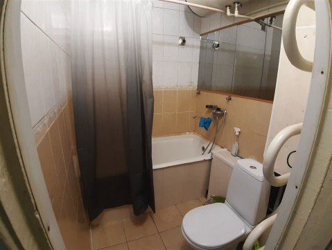 3-к квартира, 1/2 эт., 59м²