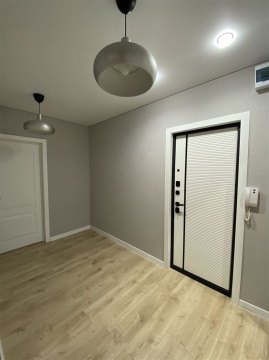 2-к квартира, 7/8 эт., 57м²