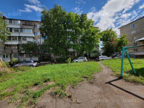 2-к квартира, 5/5 эт., 44м²