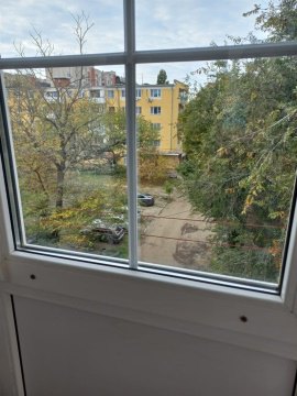 3-к квартира, 4/5 эт., 58м²
