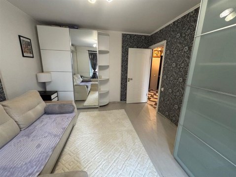 2-к квартира, 7/12 эт., 40м²