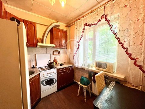 1-к квартира, 1/2 эт., 26м²