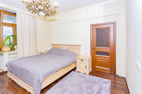 4-к квартира, 8/8 эт., 103м²