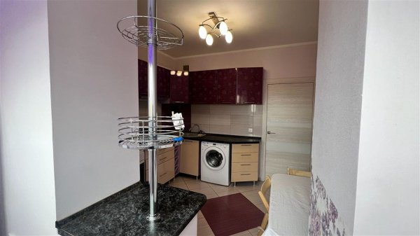 2-к квартира, 5/7 эт., 56м²