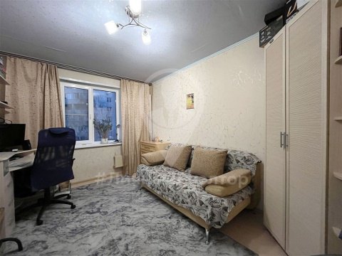 2-к квартира, 3/10 эт., 48м²