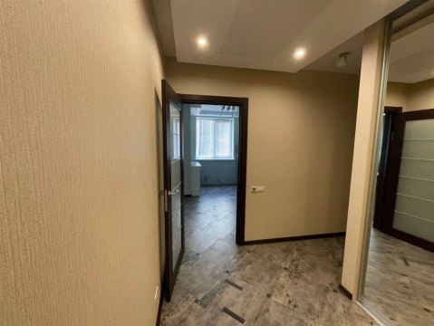 2-к квартира, 14/18 эт., 67м²