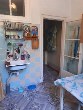 3-к квартира, 1/3 эт., 78м²