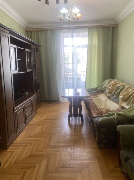 2-к квартира, 2/4 эт., 50м²