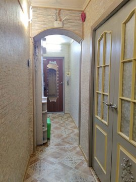 2-к квартира, 1/5 эт., 50м²